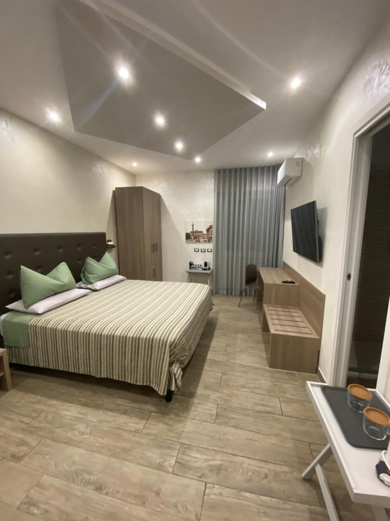 Domus Cinecitta Bed & Breakfast Рим Екстериор снимка