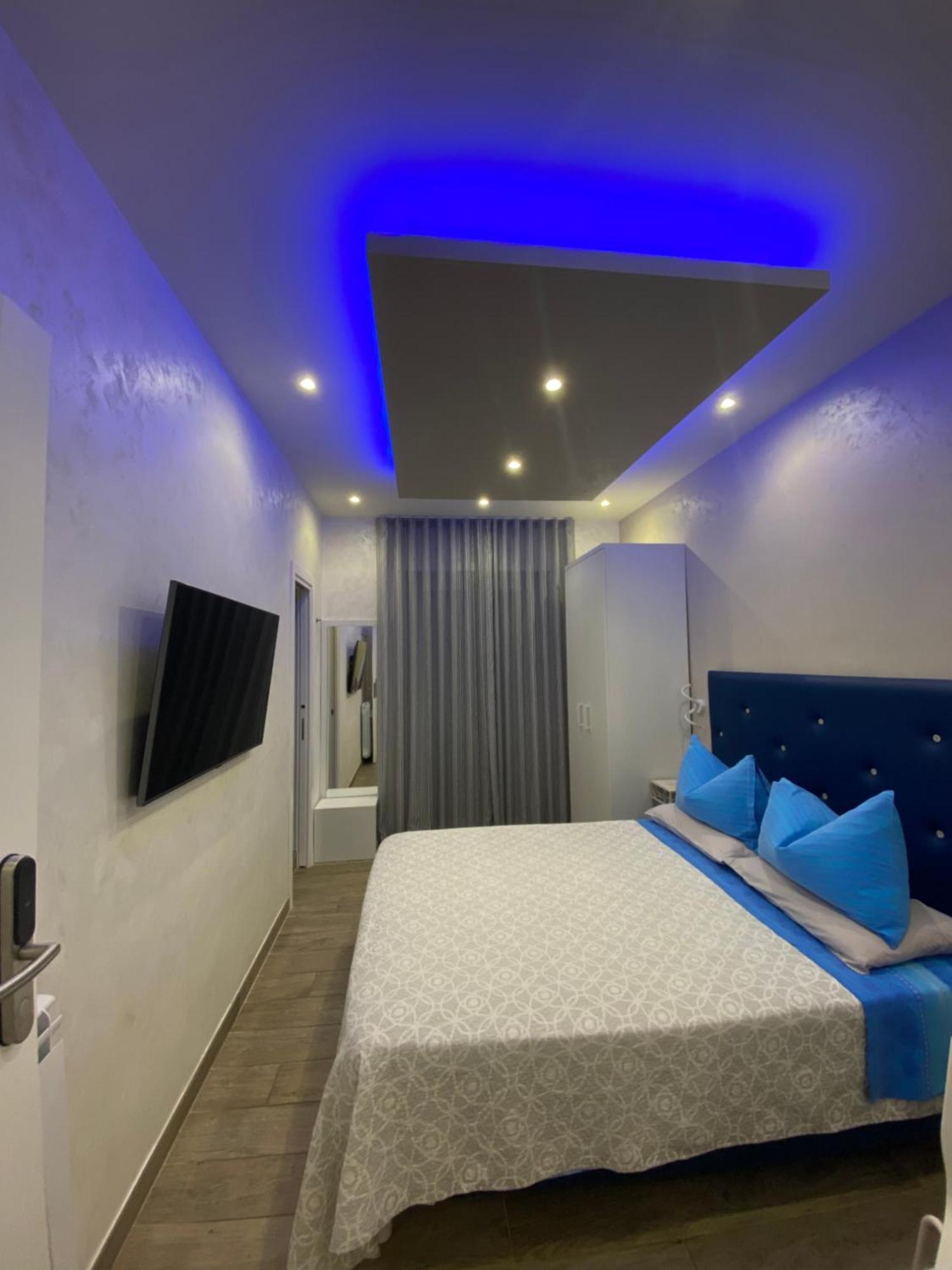 Domus Cinecitta Bed & Breakfast Рим Екстериор снимка