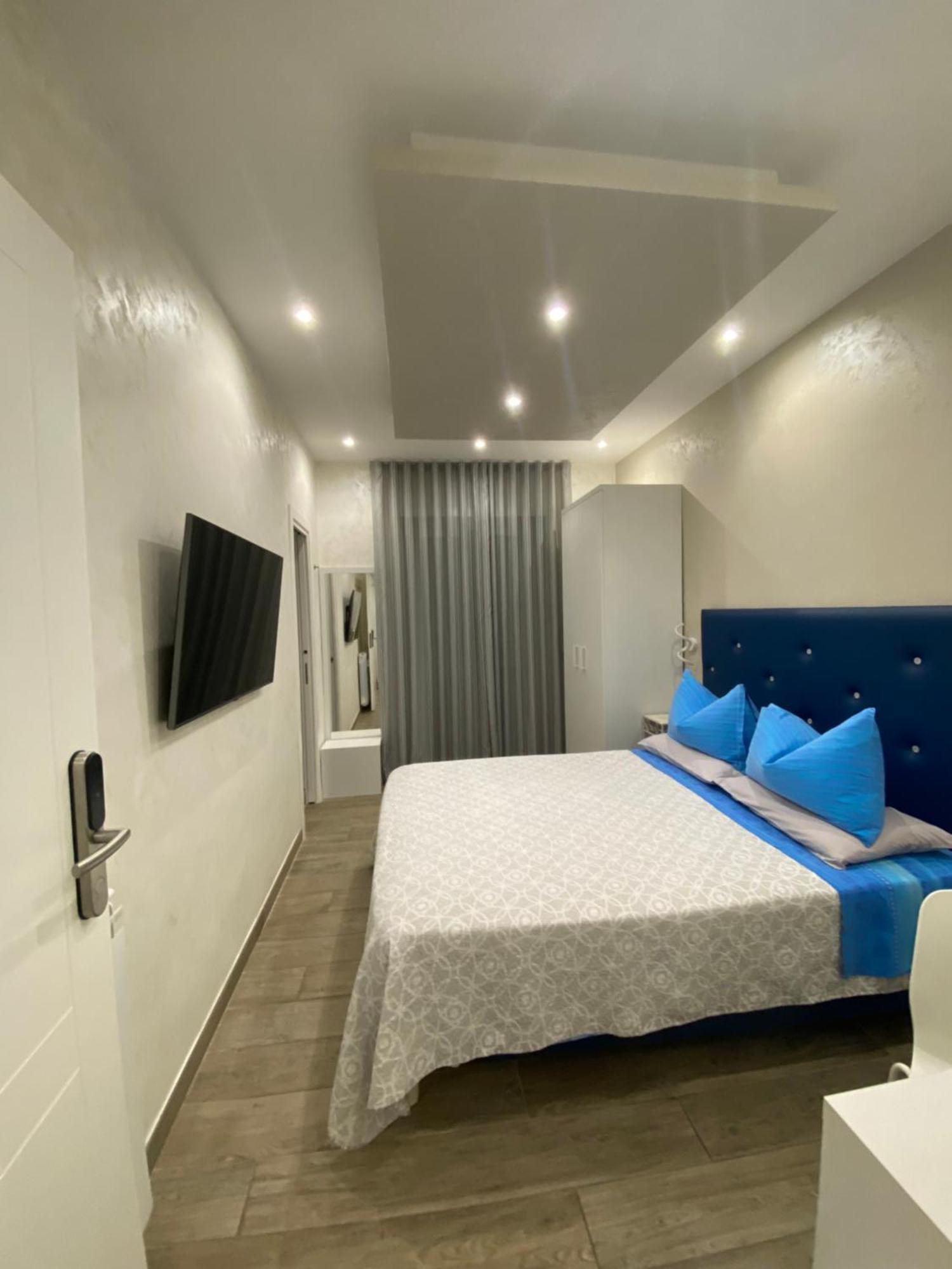 Domus Cinecitta Bed & Breakfast Рим Екстериор снимка